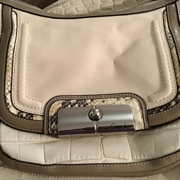 Coach Kristin Spectator Ivory Leather Hobo Bag L1020-16803 - Picture 4 of 10